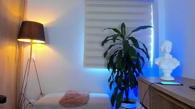 Show modela Erick_Thompsonx na web-kameri