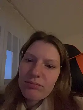 XXX chat uživo modela MaryHiggins