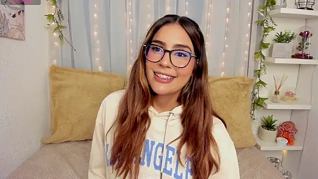 Chat XXX ao vivo de HazzelGray