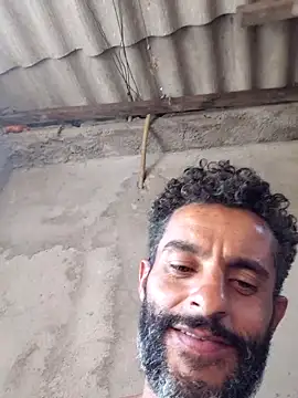 gometszg: διαδικτυακό σόου στην κάμερα