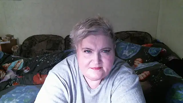 Lana555 élő XXX-chatje