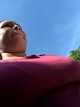 Francesca_ferrari: διαδικτυακό σόου στην κάμερα