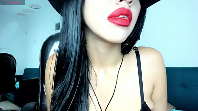 Czat XXX na żywo – HarleyQueen_Robbie