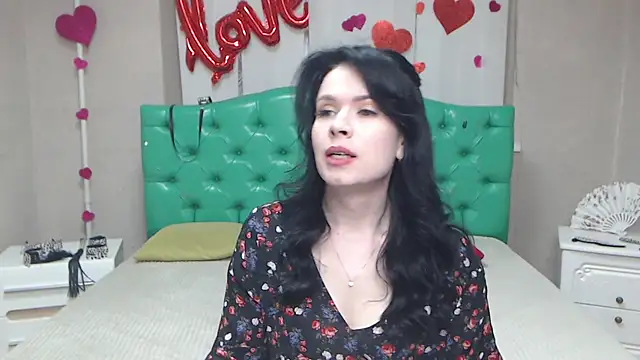 XXX chat uživo modela JasmineKouch