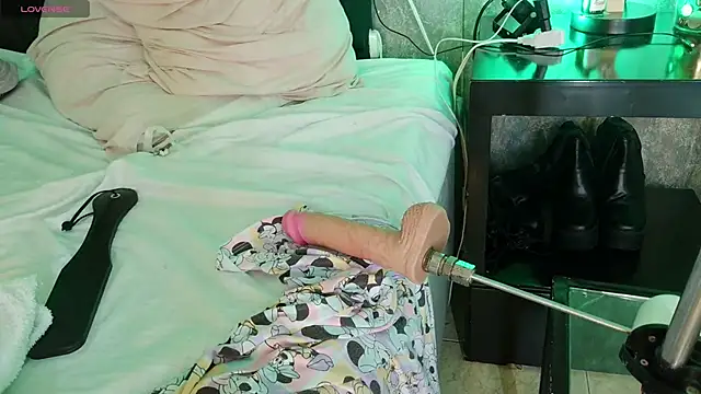 crystaldarliing Chat XXX in diretta