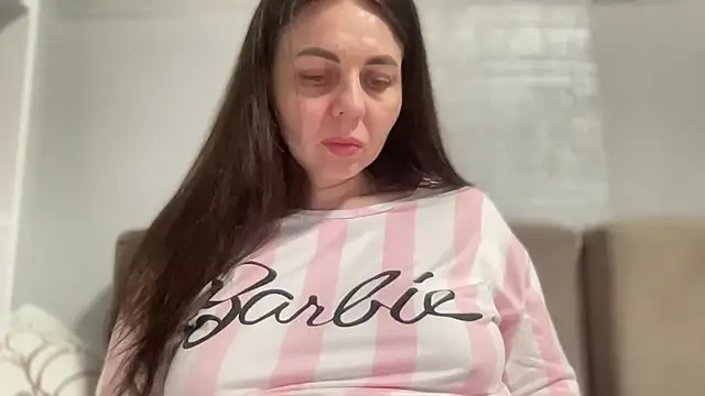 Darsy_Roxn Live XXX chat