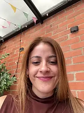 alana15 现场XXX聊天