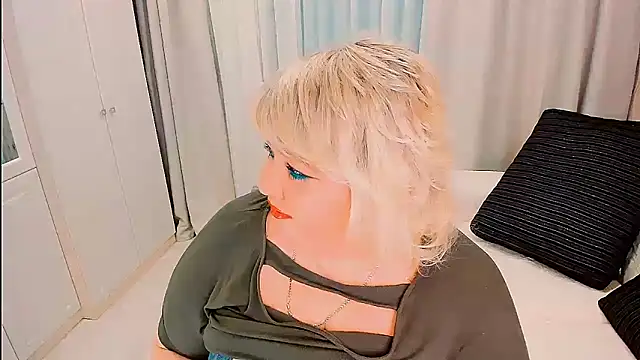 BIGTITSBBW Live XXX-chat