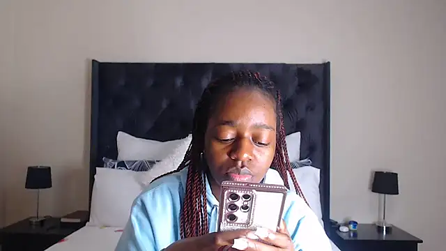 Sexynaughty_Girl 现场XXX聊天