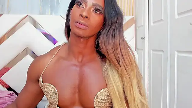 BriggitteEbonny: διαδικτυακό σόου στην κάμερα