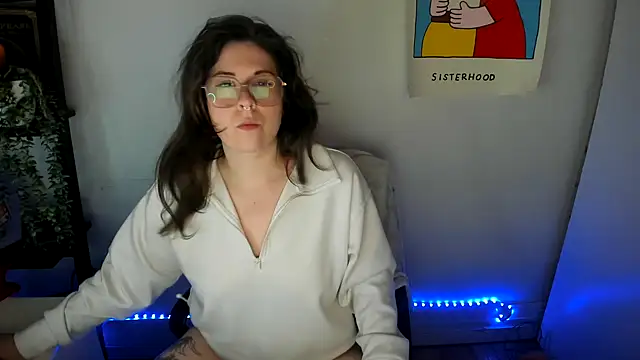 Pokazy przed kamerką – Rosiee69_