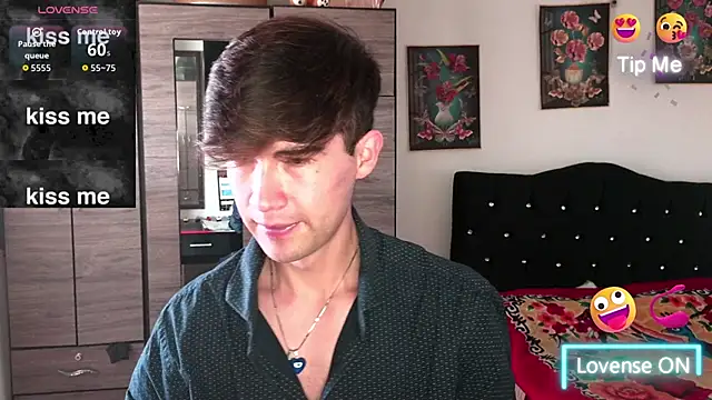 samael1107 Adlı Modelin Canlı XXX Sohbeti