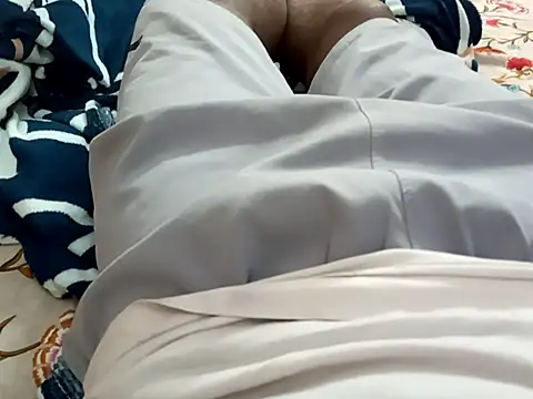 Fatcocksexy: διαδικτυακό σόου στην κάμερα