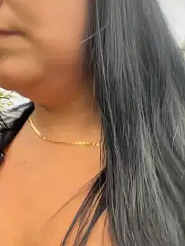 ChErrY_Ros3's Webcam Show