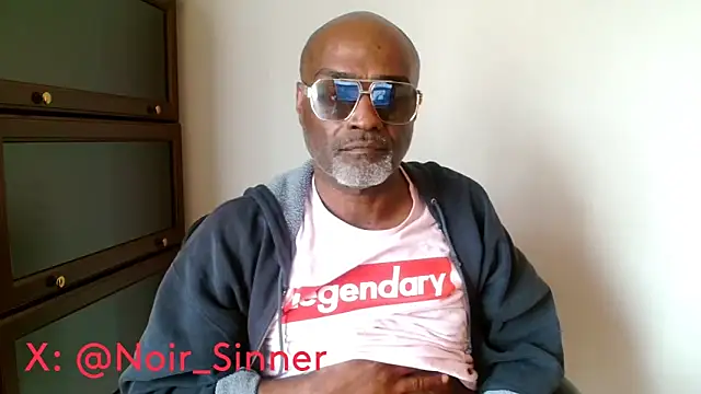 Chat XXX en directo de sinnernoir