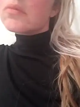 Mllesha74000 Live XXX-Chat