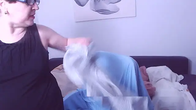 ChristaRoseのライブXXXチャット