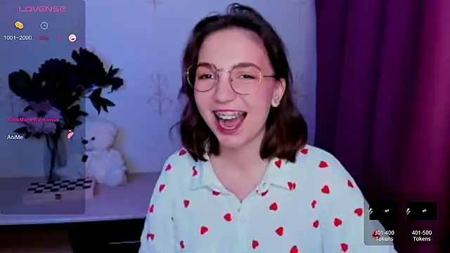 Živý XXX chat KindHazelHere_