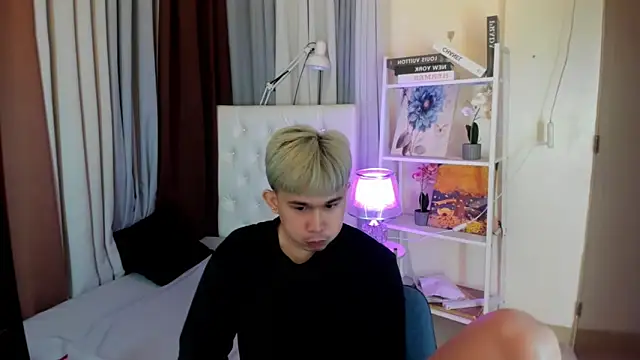 davincihugecock's Live XXX Chat