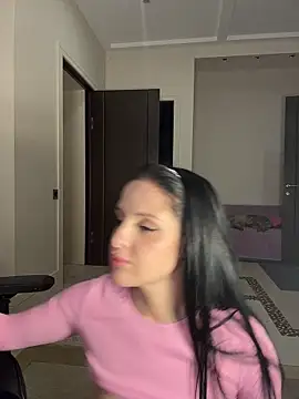 Evayra's Live XXX Chat