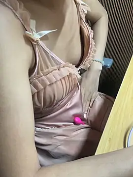 Mina048 现场XXX聊天