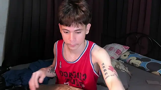 hotfreshdior's Live XXX Chat