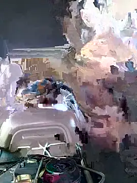 EatMyCake831: διαδικτυακό σόου στην κάμερα