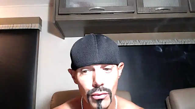 Chat XXX en directo de ThickD2C