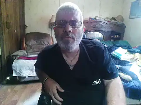 hearseguy77's Live XXX Chat