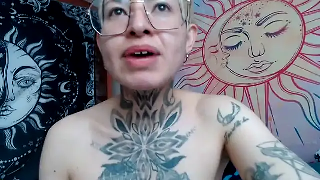 ArrangedFoot live XXX chat