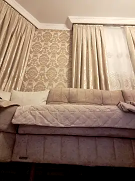 suzanara's Live Sex Cam Show