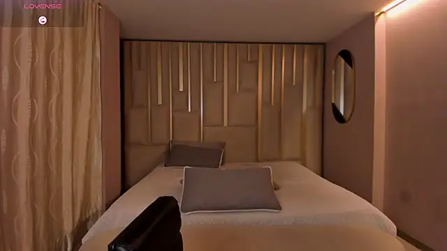 AliceHarper_'s Live XXX Chat