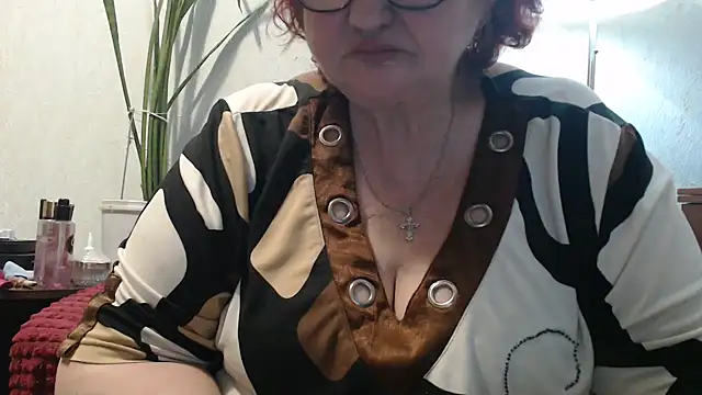 DeniseeRosea Adlı Modelin Canlı XXX Sohbeti