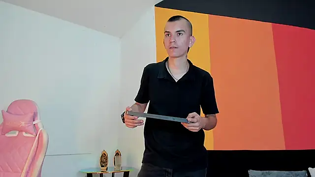 Rowan_Cley webkamerás műsora