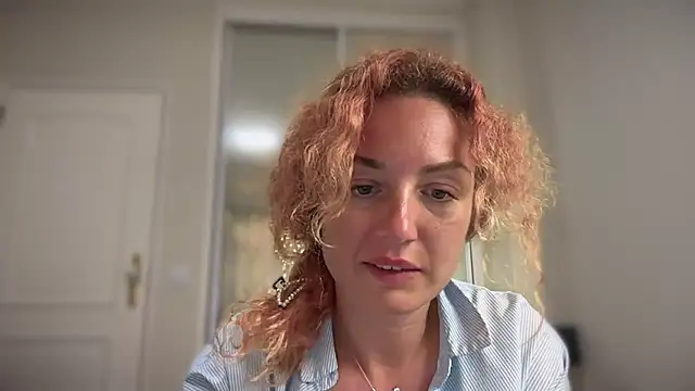 Reddgiirln Live XXX chat