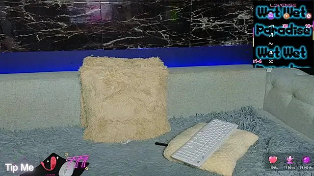 _YourSubmissive_'s Live XXX Chat