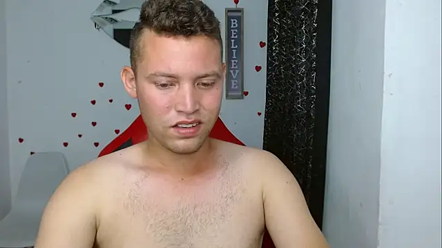 sven_fox723 webkamerás műsora