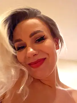 AureliaDouxn Live XXX chat