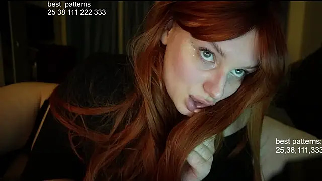 XXX chat uživo modela hey_shinyy