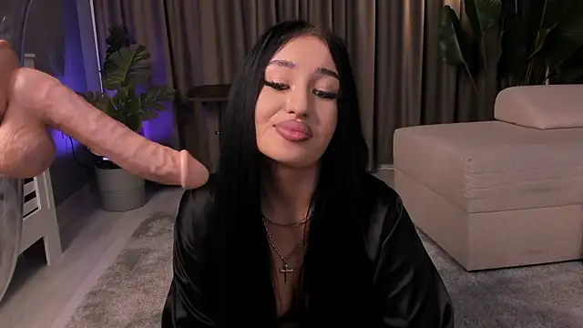 EmeraldKat: онлайн-секс-чат