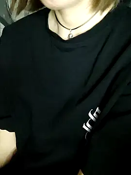 Chat XXX en directo de Aashikalaa