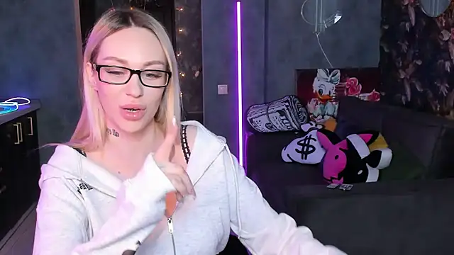 Blckmirrorr – Live XXX-chat