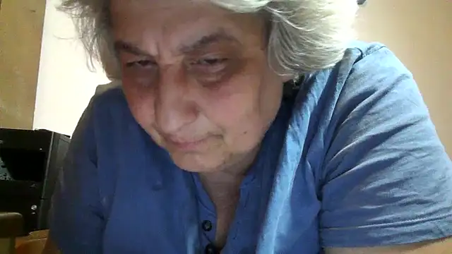 ExquisiteMature's Live XXX Chat