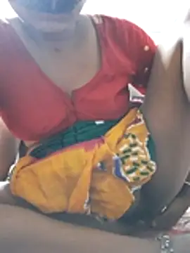 Živý XXX chat HotSexyBoudi