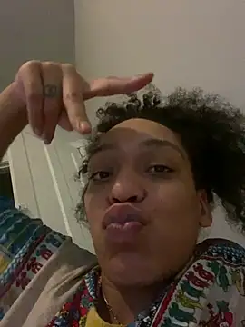 Pokazy przed kamerką – Velvetraexo