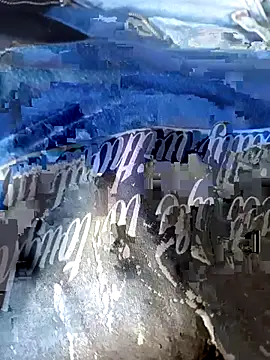 Polla-Grande_97: διαδικτυακό σόου στην κάμερα