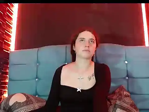 Cherry_Boom18 webcam show