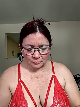 Czat XXX na żywo – marfil_milf