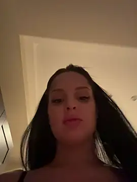 Evayra's Live XXX Chat