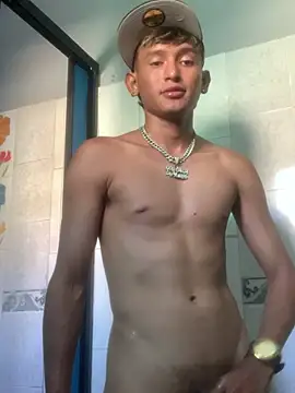 GeorgiandCoi Adlı Modelin Canlı XXX Sohbeti